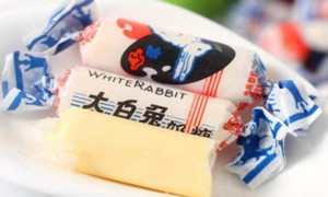 包裹奶糖的透明纸对身体有害吗