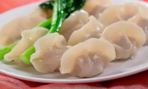 北方习俗吃饺子放什么赚大钱